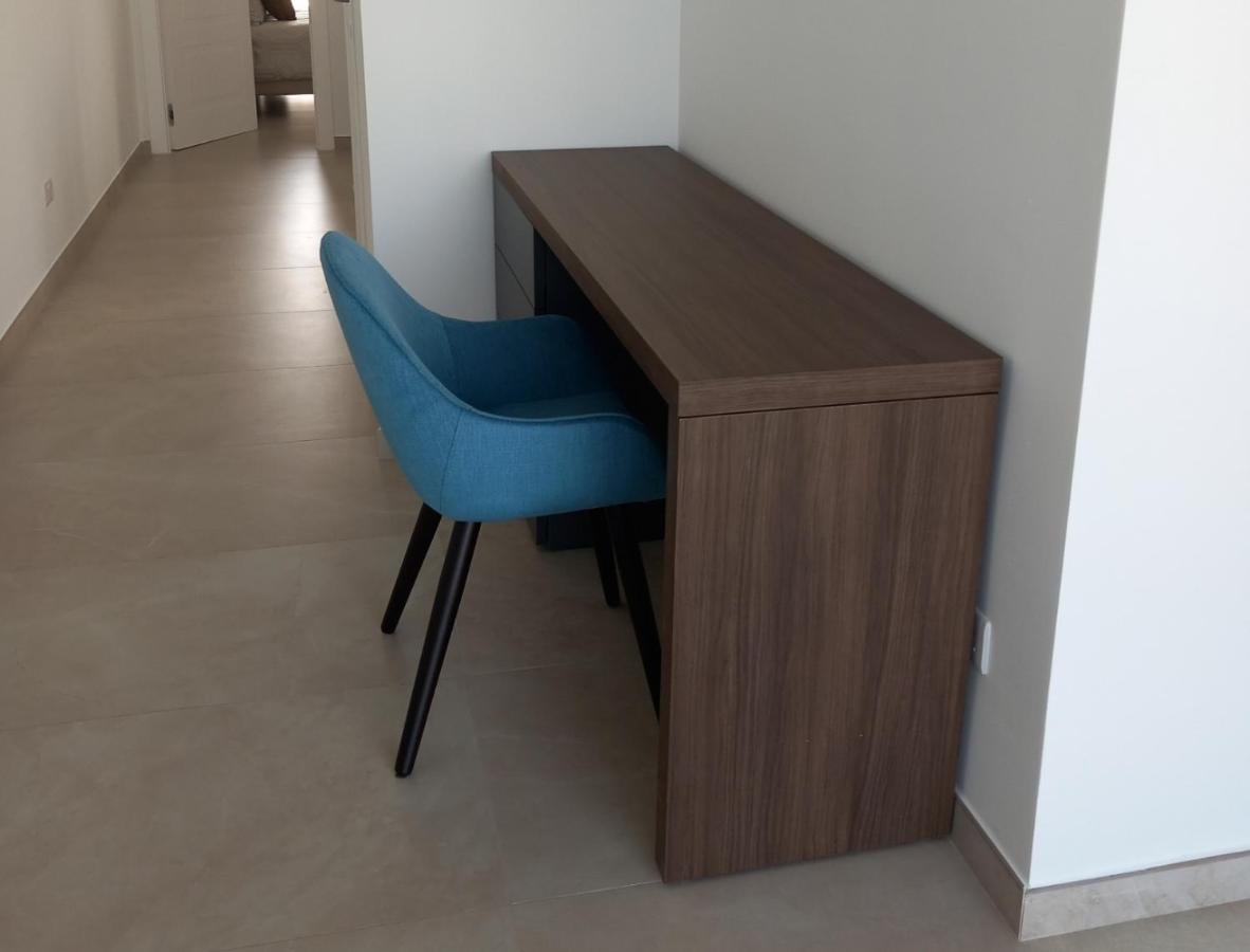 The Address Seafront Suites With Hot Tub Pietà エクステリア 写真